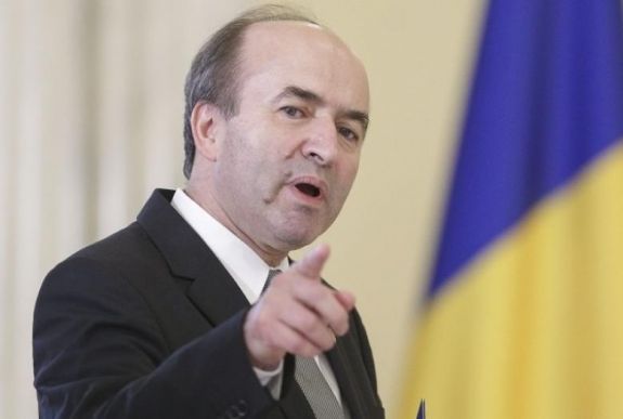 Az igazságügyi miniszter kész megvédeni a kormány Johannis ellen benyújtott óvását