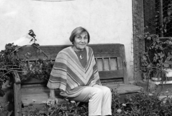 Hétfőn helyezik örök nyugalomra Doina Corneát a Házsongárdi temetőben