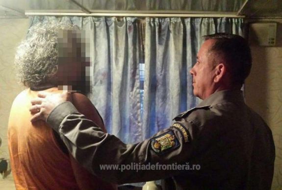 Tömeggyilkosság miatt körözött személyt fogtak el a határrendészek