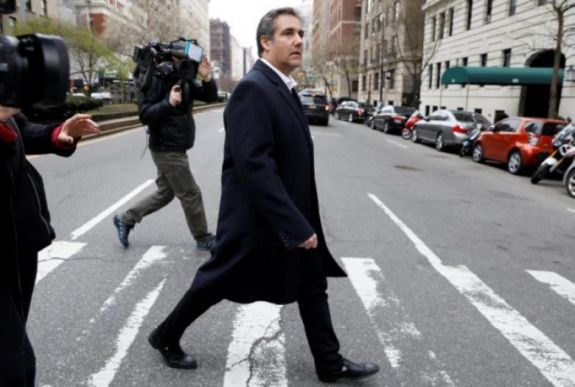 Trump ügyvédjének és egy orosz oligarchának a kapcsolatát vizsgálják