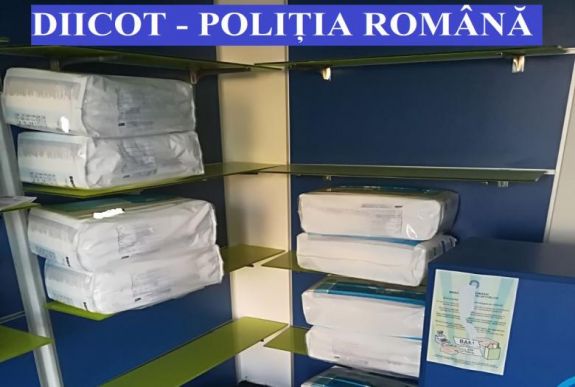 Több tucat orvosnál tartottak házkutatást nagyértékű csalás miatt