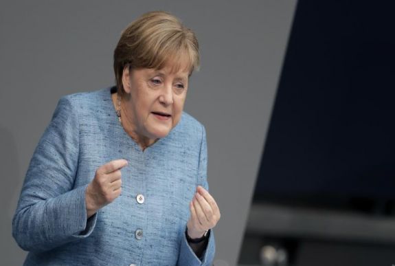 Merkel: erősíteni kell az EU határ-, és partvédelmi szervezetét