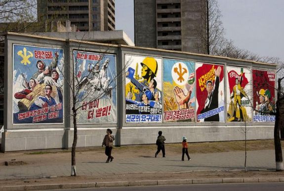 Hová lett az Amerika-ellenes propaganda Észak-Korea utcáiról?