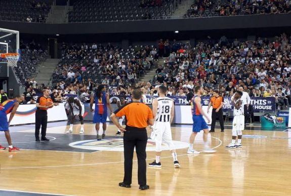 Férfi kosár: a Kolozsvári U-BT és a Nagyváradi CSM kezdett jobban az elődöntőkben