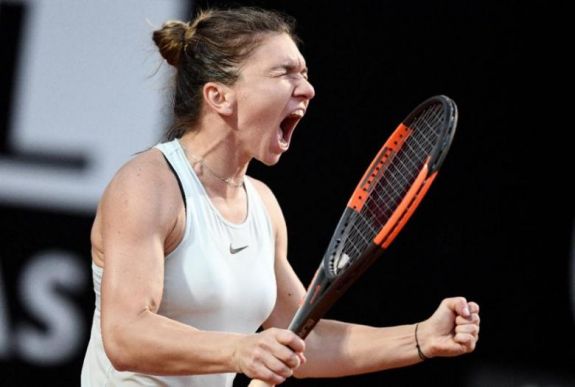 Legyőzte Marija Sarapovát: Simona Halep bejutott a római torna döntőjébe