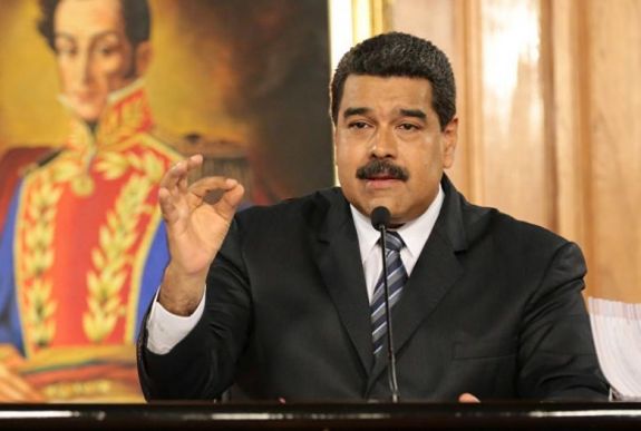 Az Egyesült Államok kiutasított két venezuelai diplomatát