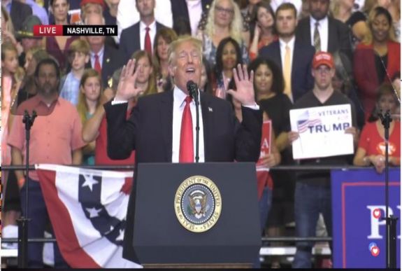 Trump: az amerikai-mexikói határon építendő falat Mexikó fogja kifizetni