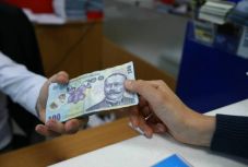 Megállíthatatlanul növekszik a bankközi hitelkamatláb