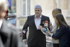 Vádat emeltek Gabriel Oprea volt belügyminiszter ellen