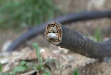 Áramütés áldozata lett egy kétéves apácai kislány