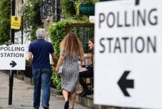 Brit választások: erősödött a Munkáspárt, padlón a szélsőjobb