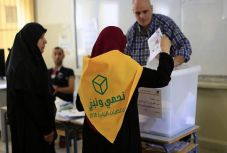 Libanonban 9 év után először tartottak parlamenti választásokat