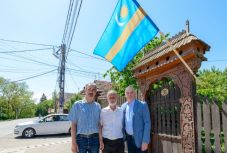 „Ha egy székely zászlót letépnek, kettőt teszünk helyébe”