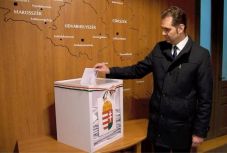 Antal Árpád: a bukaresti Aszpirin mellé kell a budapesti C-vitamin