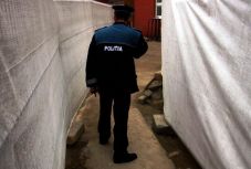 Hargita megye: telefonon győzködték a tolvajokat a rendőrök, hogy visszaadják a lopott holmit