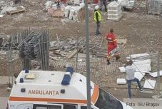 Egy épülőben levő tömbház nyolcadik emeletéről esett le egy Brassó megyei férfi