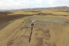 Több ezer éves ősi palotát találtak Irakban