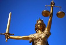 Carmen Dan: hat éve folyamatosan csökken a bűnözés Romániában