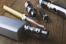 Már halálos balesetet is okozott az elektromos cigaretta 