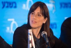 Török-izraeli kapcsolat: „kegyetlen, véreskezű diktátorok nem oktathatnak ki”