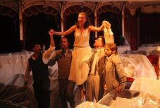 Nézőtér és játéktér cserélt helyet Nagyváradon