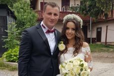 Romániában is volt szombaton egy „sztáresküvő”