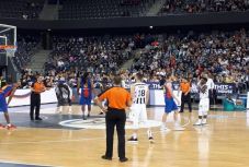 Férfi kosár: a Kolozsvári U-BT és a Nagyváradi CSM kezdett jobban az elődöntőkben 