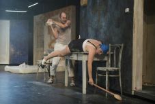 Ösztöneinket szolgálták fel vacsorára a TESZT első estéjén