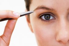 Kiderült: rosszul szedtük eddig a szemöldökünket