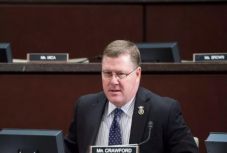 Régi találmányért hagyta ott a Facebookot egy amerikai politikus