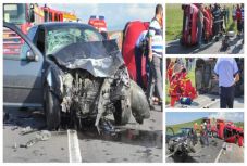 FRISSÍTVE - Hárman meghaltak: mentőhelikopter szállt ki a Brassó megyei balesethez