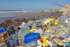 Visszaszorítaná Brüsszel a műanyaghulladék-termelést