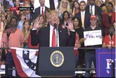 Trump: az amerikai-mexikói határon építendő falat Mexikó fogja kifizetni 