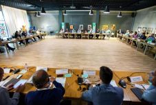 ET-fórum Bálványoson: az uniós csatlakozás után romlott az erdélyi magyarok helyzete