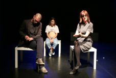 Kiskorú anyákról mutat be ingyenes színházi előadást az Ecsetgyár