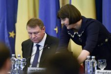 FRISSÍTVE - Klaus Johannis köteles leváltani a DNA főügyészét