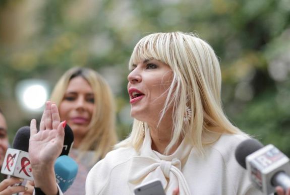 FRISSÍTVE - Így reagált Elena Udrea a 6 éves börtönbüntetésre
