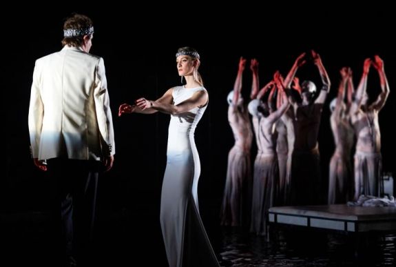 Nagytermi nézőtérrel játsszák a Macbeth-et a marosvásárhelyi színjátszás születésnapján