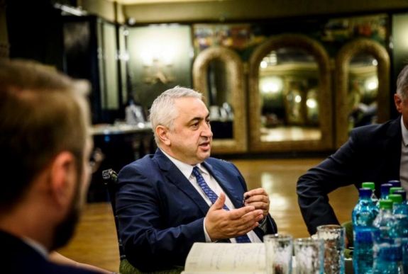 Tanügyminiszter: sürgősségi kormányrendelettel alapítható újra a katolikus gimnázium