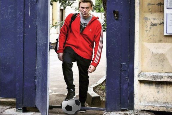 Újra szabadlábon Putyin legerősebb politikai ellenfele