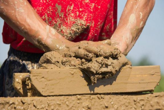 Európában már kihalt, Székelyföldön még élő népi mesterségeket kutattak fel