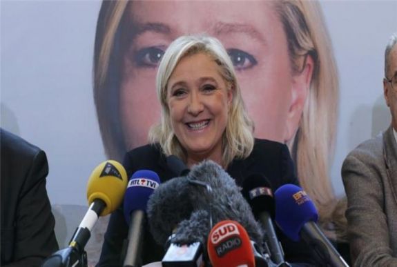 Döntöttek: Le Pennek vissza kell fizetnie a jogtalanul felvett uniós pénzeket