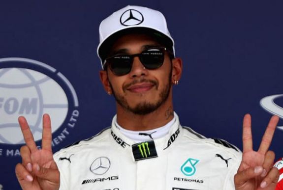 Francia Nagydíj: Hamilton győzött, és újra vezet az összetettben