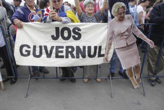 A Victoria térre vonultak a kormányellenes tüntetők