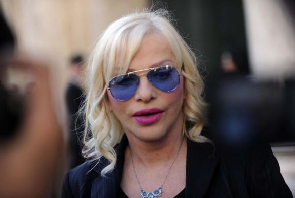 Meglepő lépésre szánta el magát Cicciolina