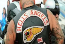 Betiltatná egy európai ország a Hells Angels motoros bandát
