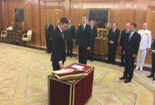 Letette hivatali esküjét Pedro Sánchez új spanyol miniszterelnök