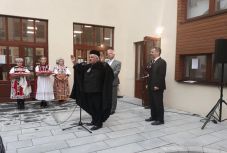 Felavatták az Apáczai Csere János Gimnázium kibővített, felújított épületét