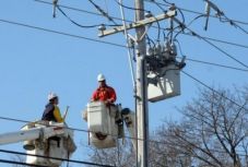 Több mint ezer háztartás maradt áram nélkül Maros megyében