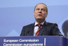 Kétnapos romániai látogatásra érkezik Navracsics Tibor európai biztos